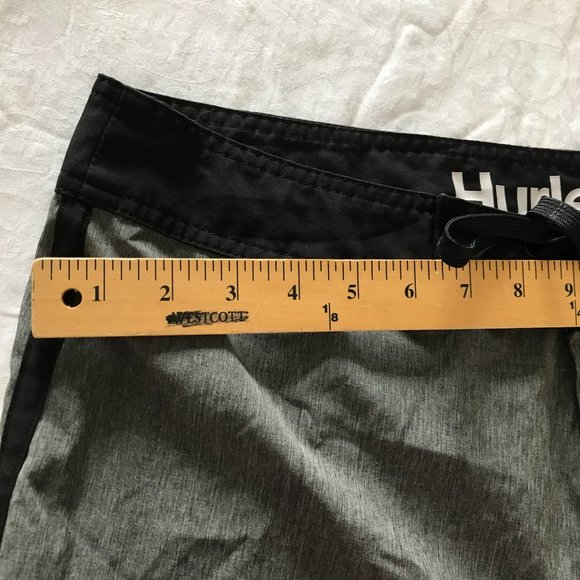 Hurley Board Shorts Men Size 34 Gray Phantom Tie Waist Back Pocket Beach Casual - Picture 10 of 14